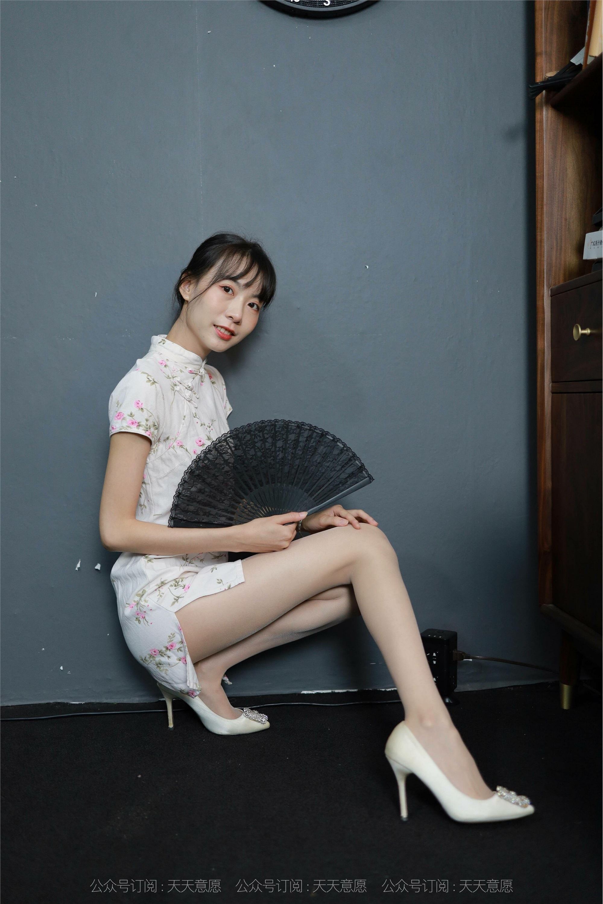 IESS异思趣向  2021.10.21 丝享家954：团团《长腿旗袍》